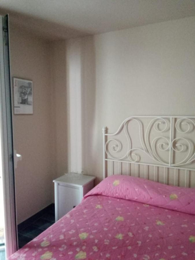 Swimming And Sun Apartment Gandosso Luaran gambar