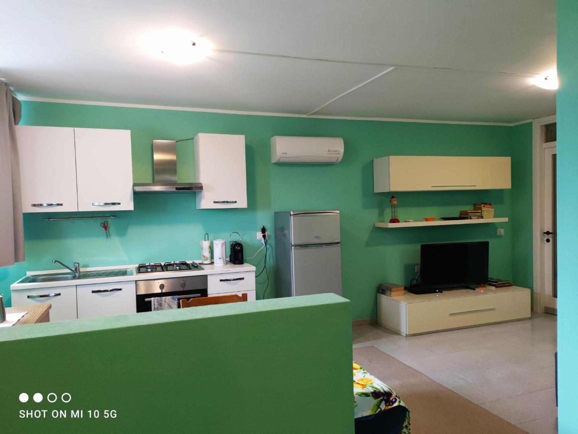 Swimming And Sun Apartment Gandosso Luaran gambar