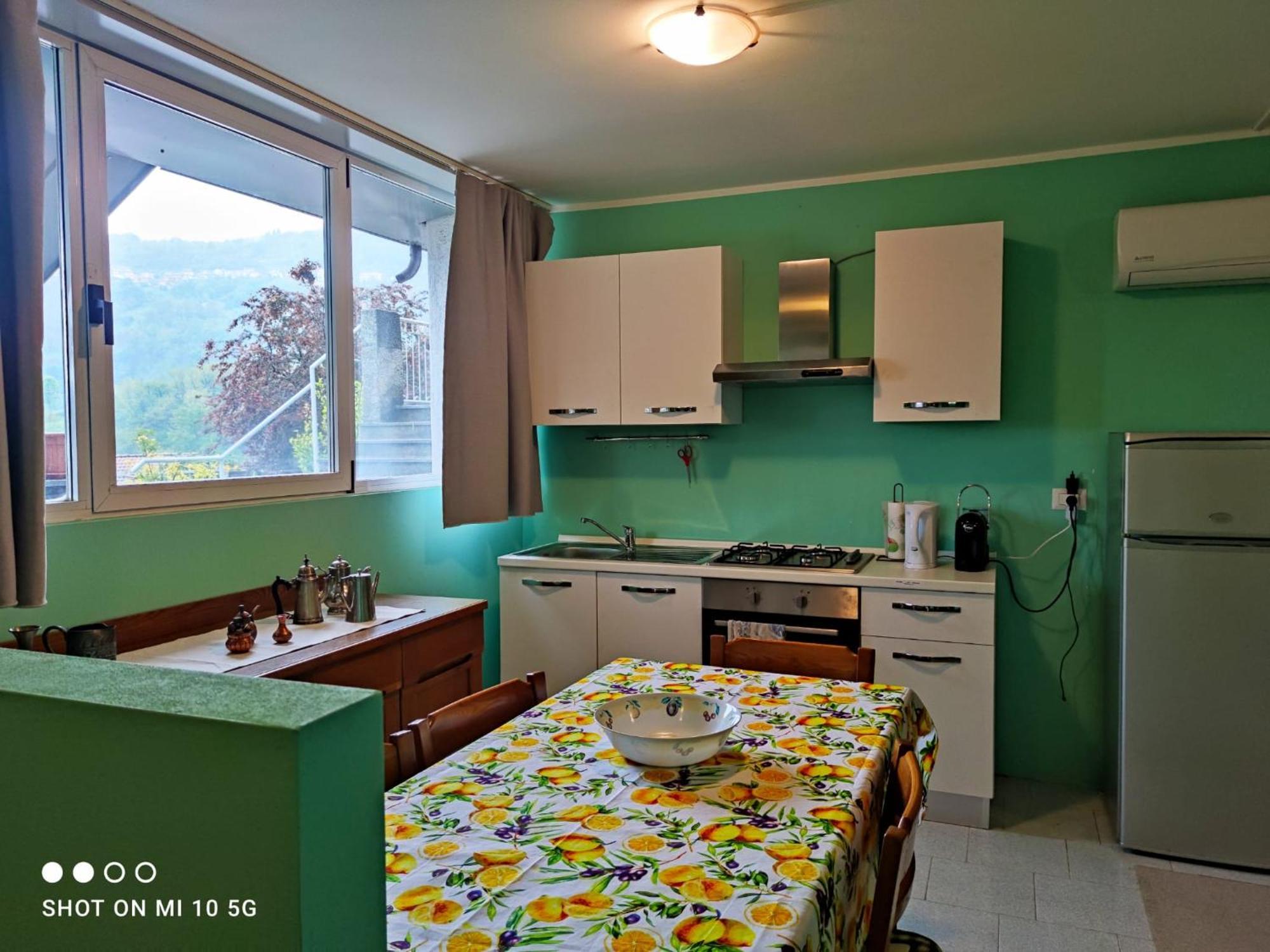 Swimming And Sun Apartment Gandosso Luaran gambar