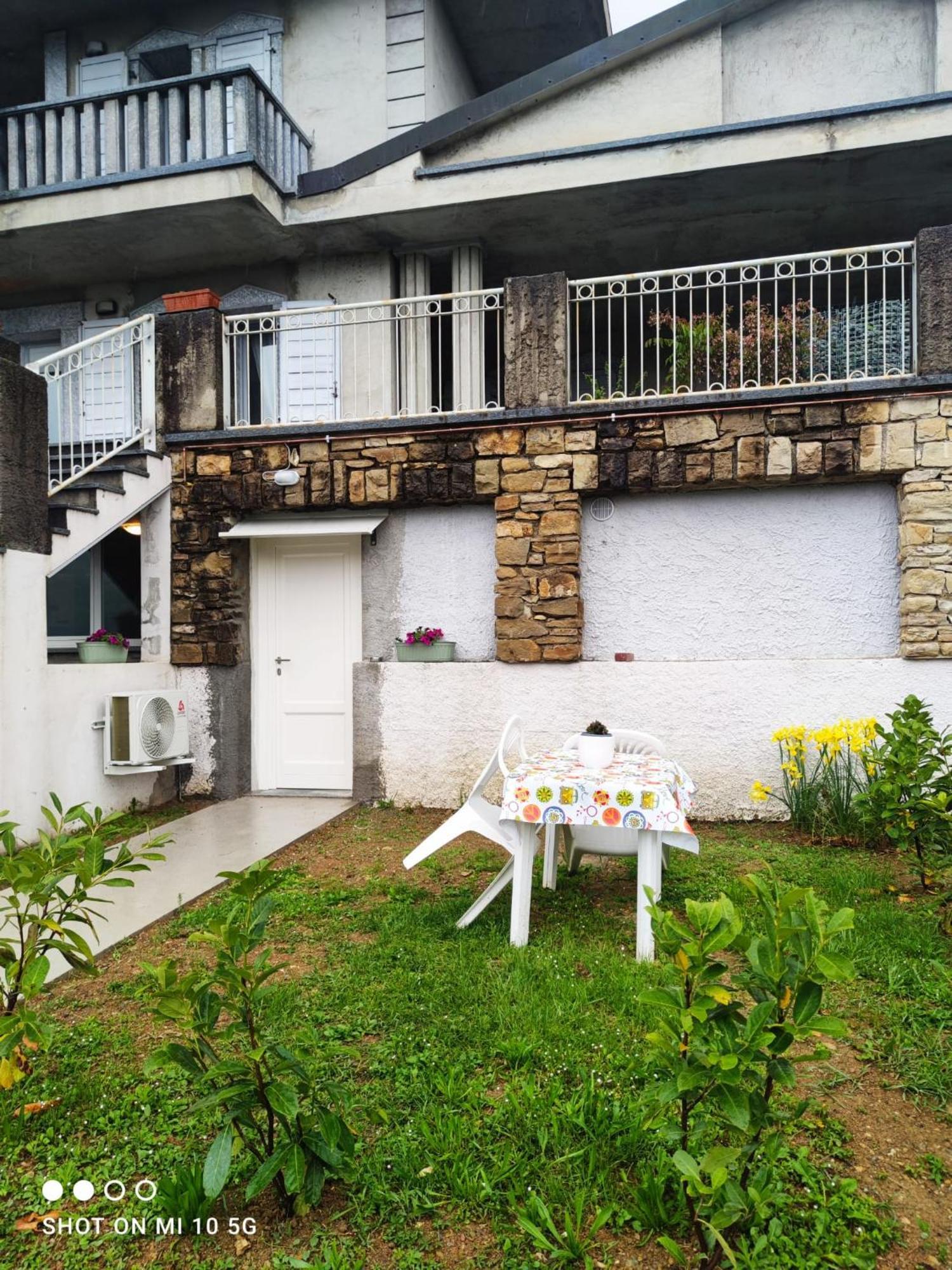 Swimming And Sun Apartment Gandosso Luaran gambar