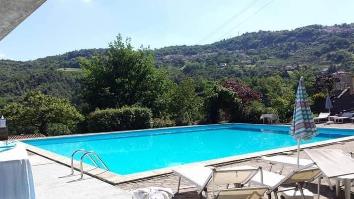 Swimming And Sun Apartment Gandosso Luaran gambar